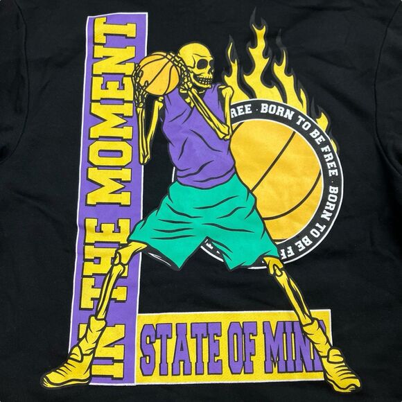 Basketball Graphic Hoodie Mens S Black Flame Ball Streetwear Skater Pullover NEW - Picture 11 of 13